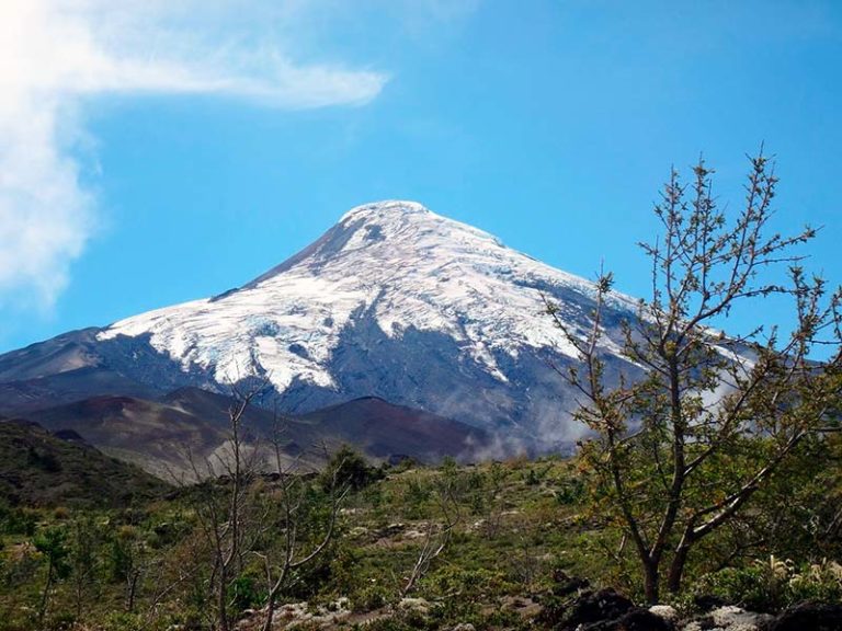Vulcão Osorno: o que fazer nos Lagos Andinos