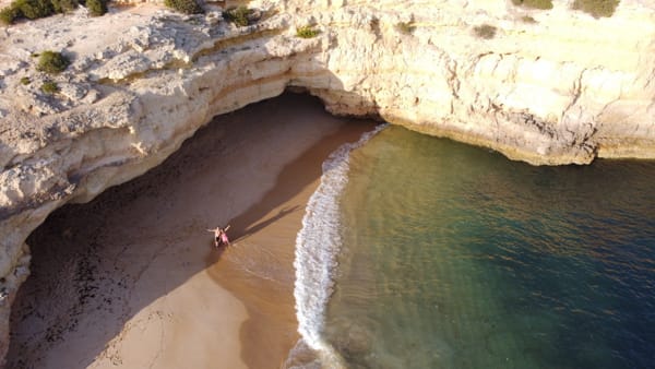 Praia de Abandeira: uma das praias do Algarve mais incríveis