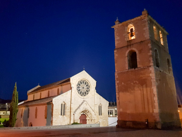 Tomar, o que visitar: a bela Igreja Santa Maria dos Olivais