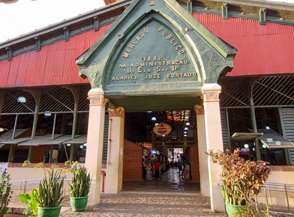 Mercado de Municipal: sugestão sobre o que fazer em Manaus