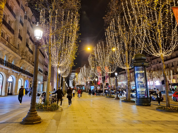 Luzes na Champs Elysee, dica do Natal em Paris