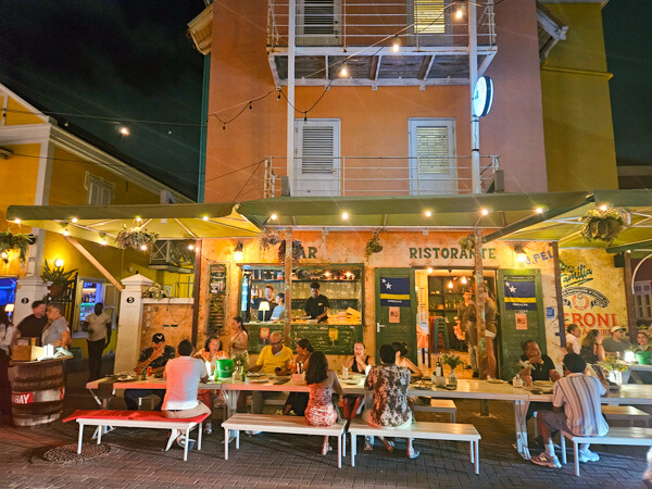 Pietermaai: dica sobre o que fazer em Curaçao