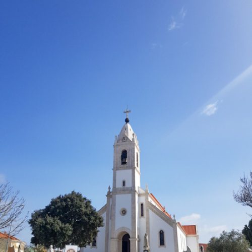 Igreja perto do restaurante Tia Alice, em Fátima Igreja perto do restaurante Tia Alice, em Fátima