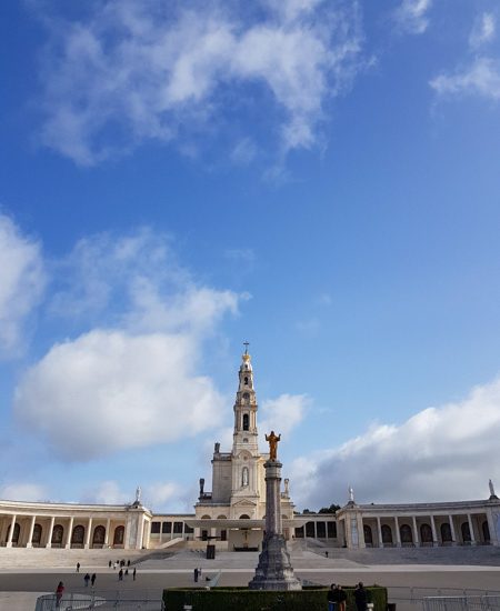 Dica sobre o que fazer em Fátima, Portugal: visita ao santuário